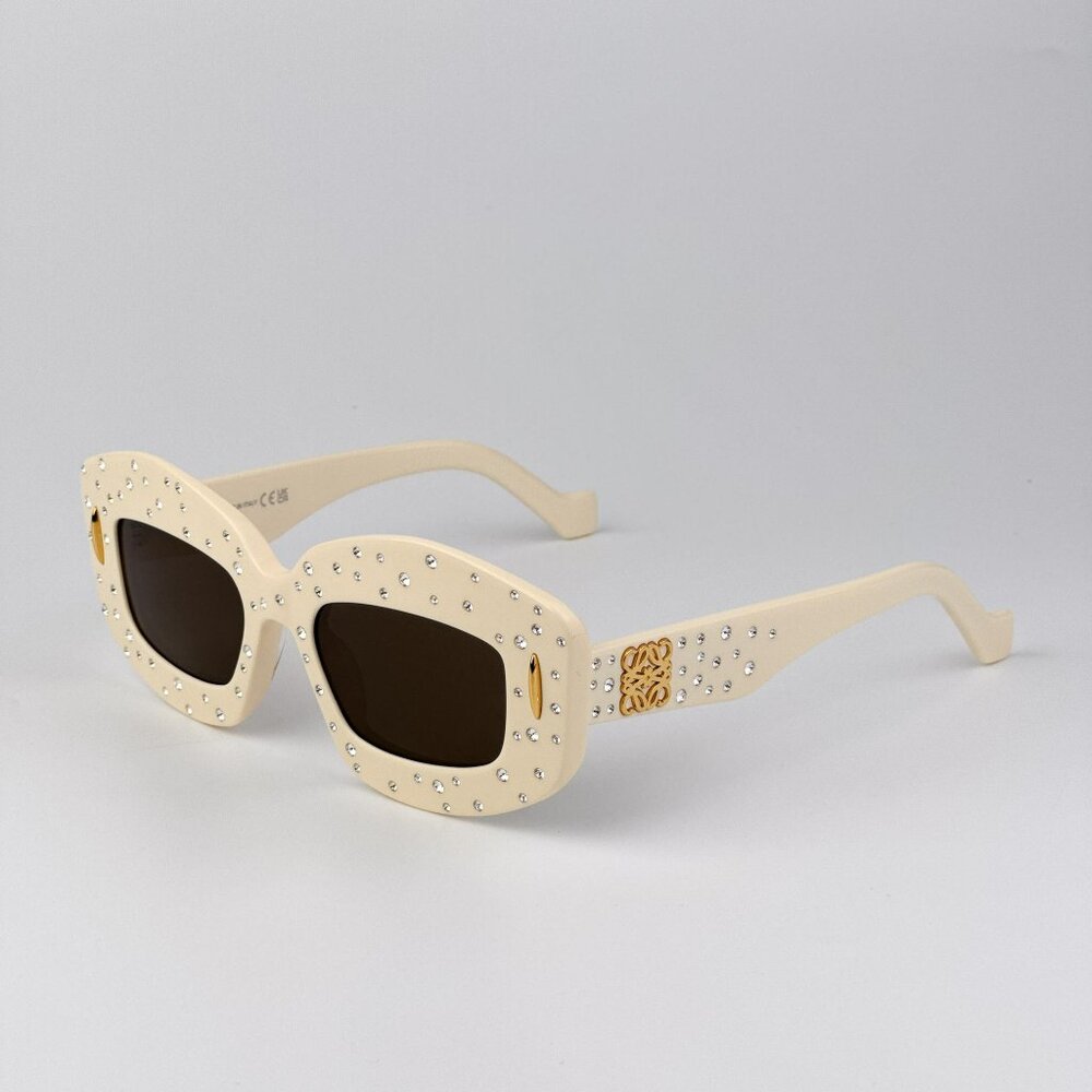 Loewe ANAGRAM LW4114IS Sunglasses – Crystal Studs Ivory Frame| Model LW4114IS 25